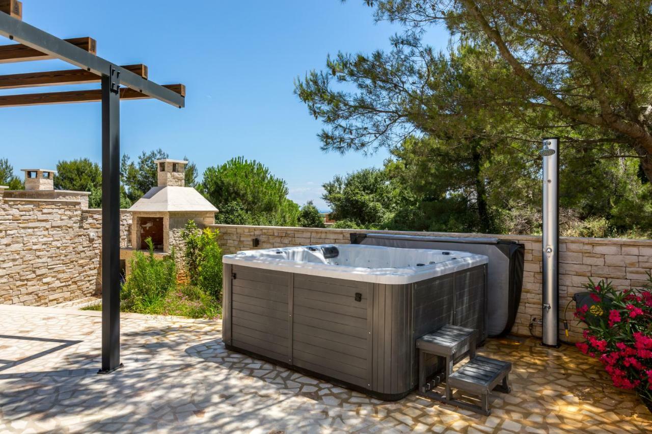 Seaside Villa & Spa Liznjan Exterior photo